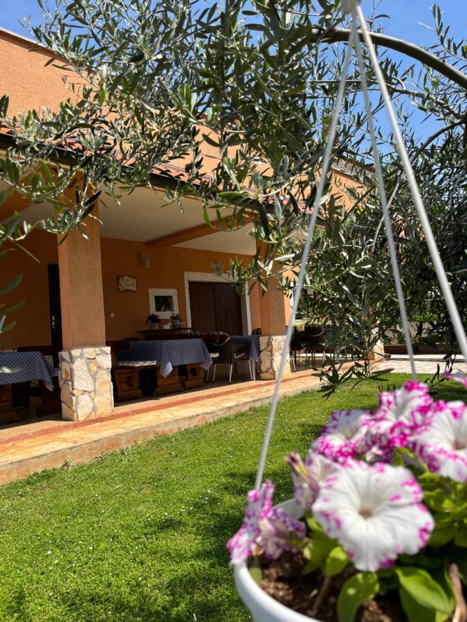Rooms Danica Porec Bagian luar foto