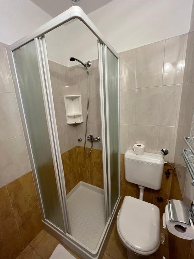 Rooms Danica Porec Bagian luar foto